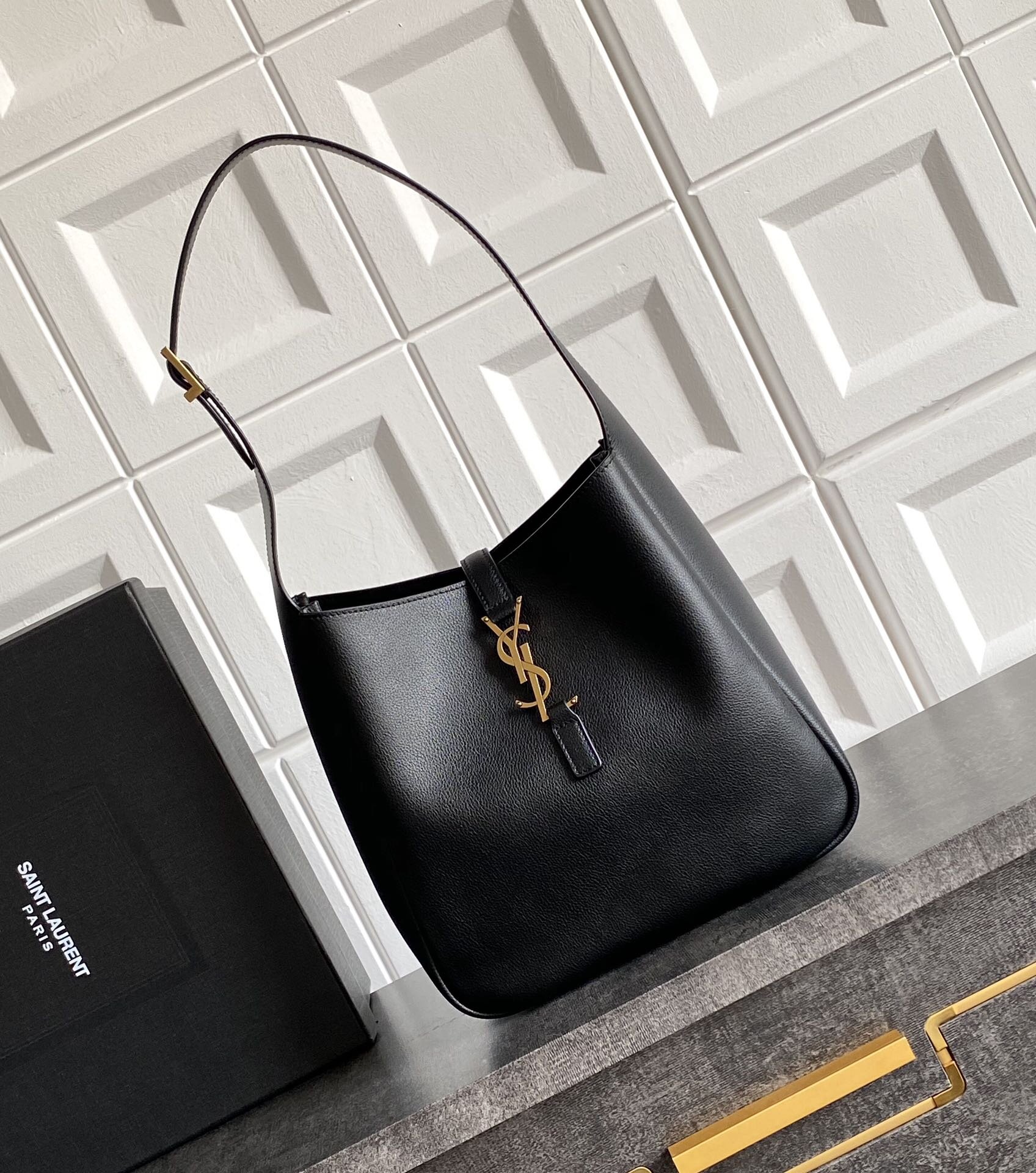 YSL 713938-018750 2
